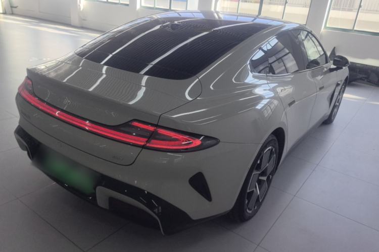 Used Xiaomi Auto SU7 2024 Rear-Drive Long-Range Intelligent Driving Version