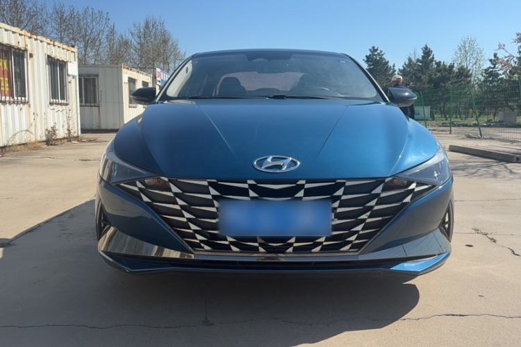 Used Hyundai Elantra 2021 1.5L CVT LUX Prestige Edition
