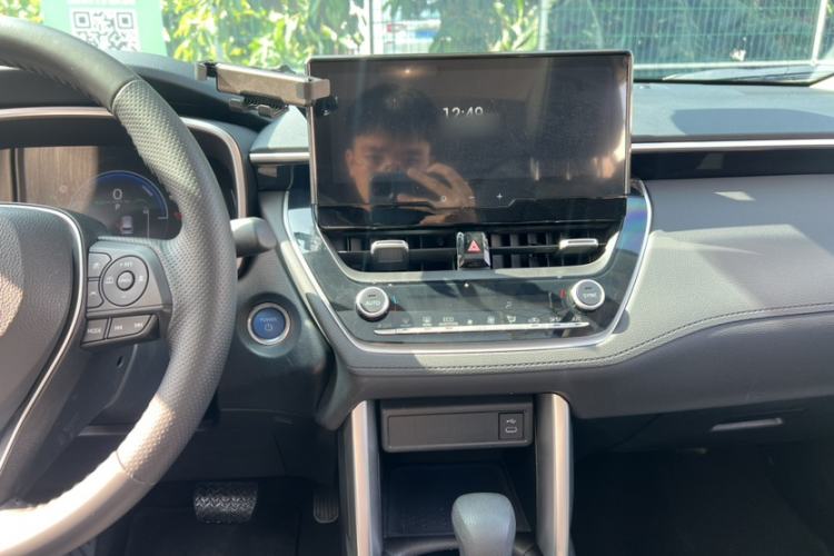 Used Toyota FRONTLANDER 2023 2.0L Smart Electric Hybrid Dual-Engine Luxury Edition Audio And AC Panel