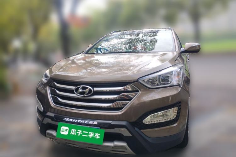 Used Hyundai Santa Fe 2015 2.0T Automatic Two-Wheel Drive Smart Version 5 Seats