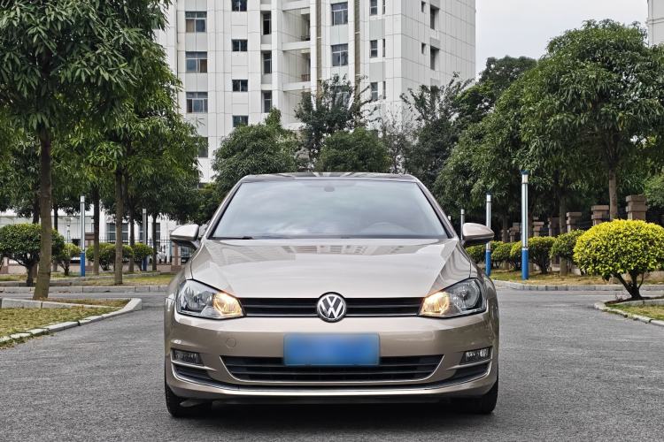 Used Volkswagen Golf 2015 1.4TSI Automatic Luxury Model Exterior 1