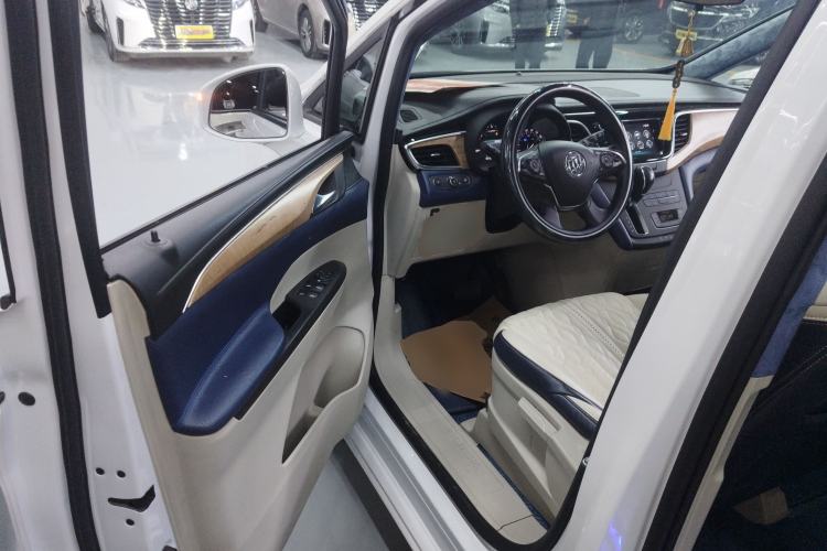 Used Buick GL8 2018 ES 28T Comfort Model China VI Standard
