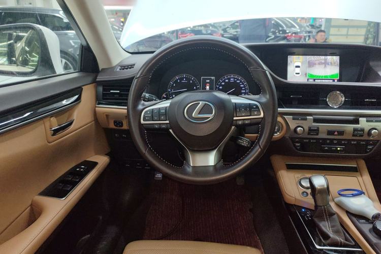 Used Lexus ES 2015 200 Comfort Edition Steering Wheel