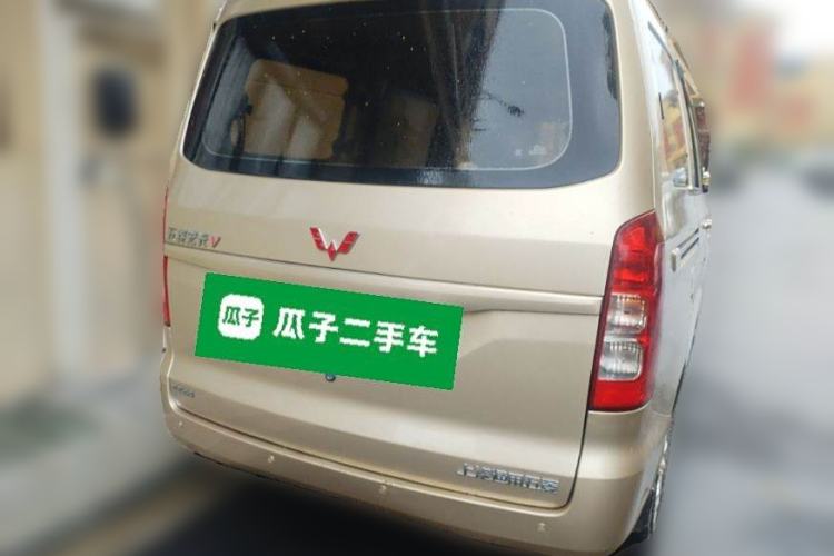 Used Wuling Hongguang V 2019 1.5L Enjoyment Version China VI LAR
