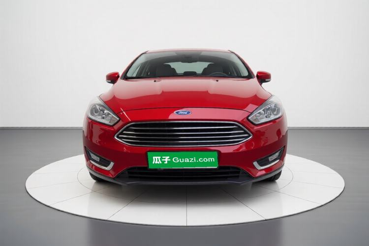 Used Ford Focus 2017 Sedan EcoBoost 125 Manual – Ultra-Style Edition with SmartDrive Features