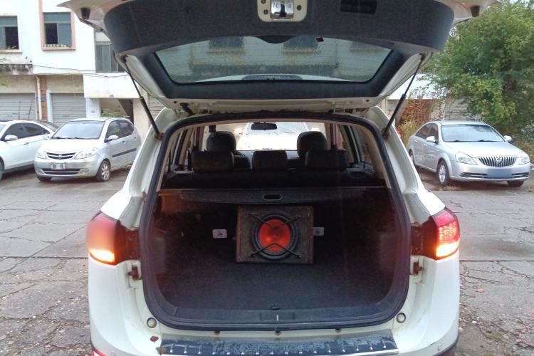 Used Yema T70 2015 Revised 1.8T CVT Elegant Version