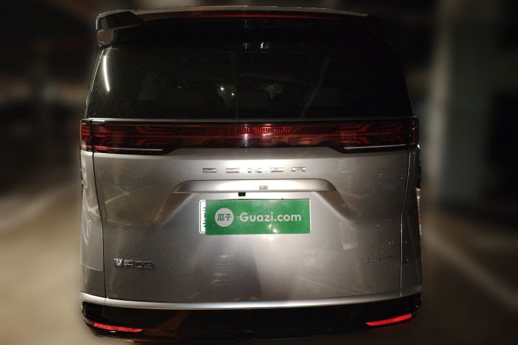 Used Denza D9 2022 DM-i 970 Four-Wheel Drive Prestige Model