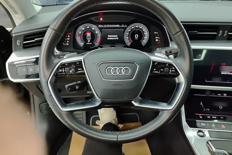 Used Audi A7L 2024 45TFSI quattro S-line Visionary Edition Flow Crystal Package
