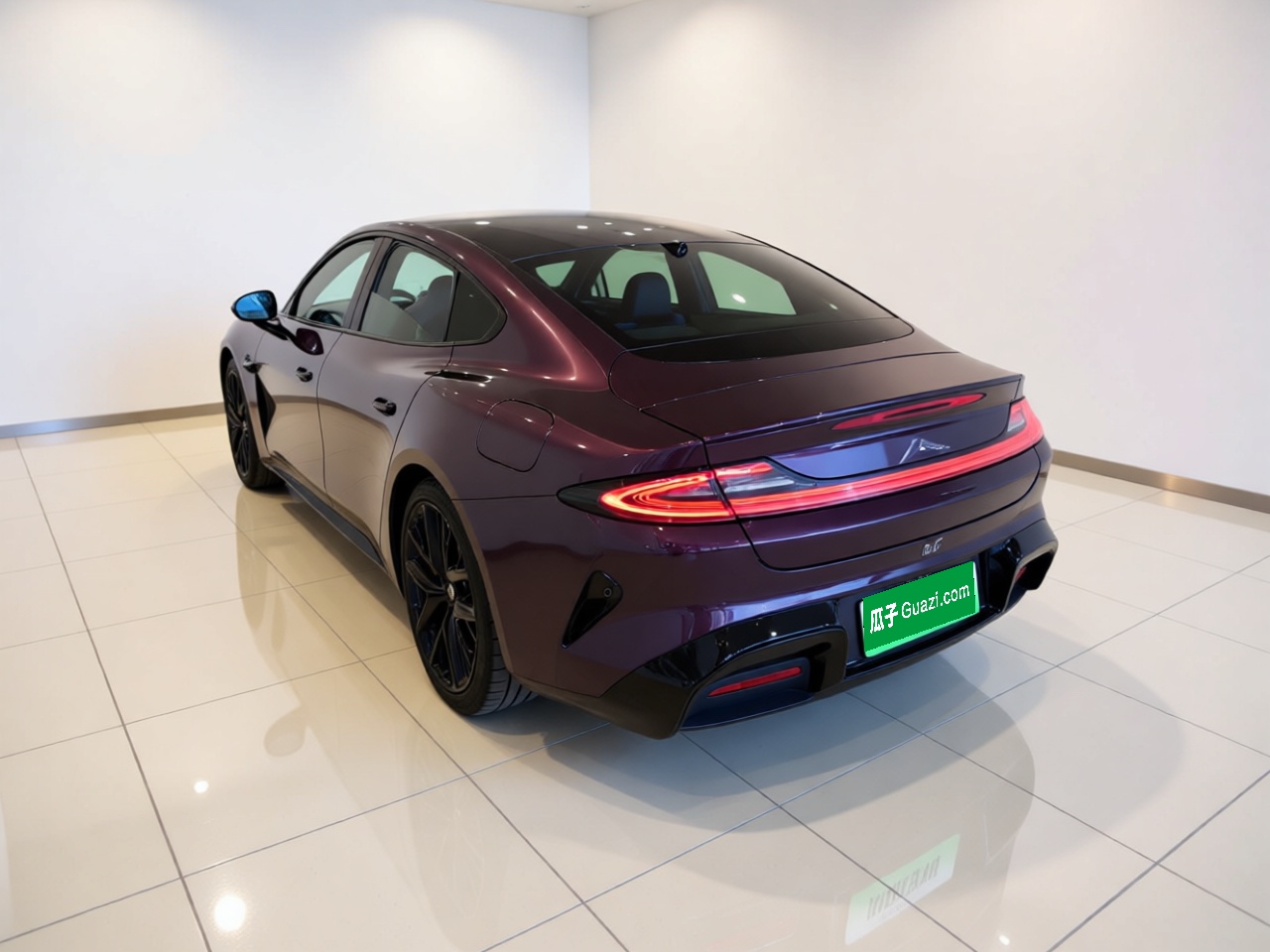 Xiaomi Auto SU7 2024 Four-Wheel Drive Ultra-Long Range Advanced Intelligent Driving Max Edition — снимка 4