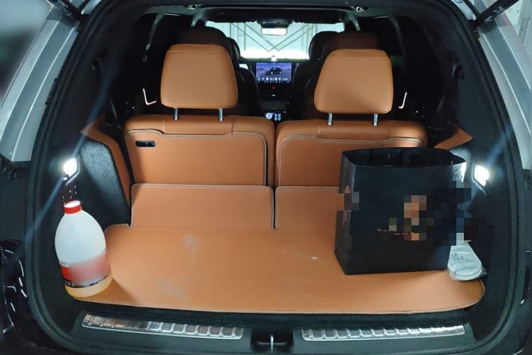 Used Hima AITO M9 2025 Extended-Range Ultra Version 52 kWh 6-Seater
