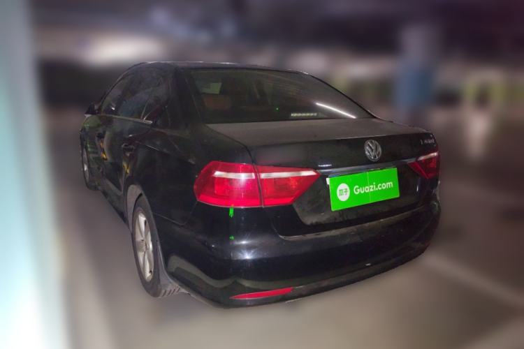 Used Volkswagen Lavida 2013 Revised Classic 1.6L Manual Fashion Edition
