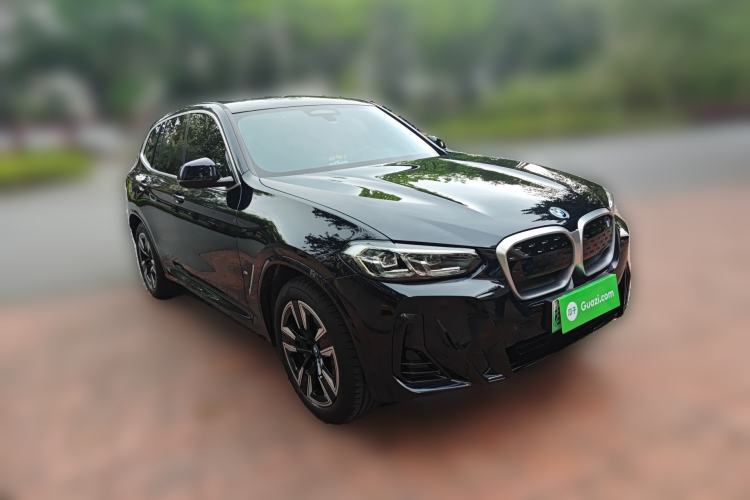 Used BMW iX3 2024 Leading Model Front Right 45 Deg