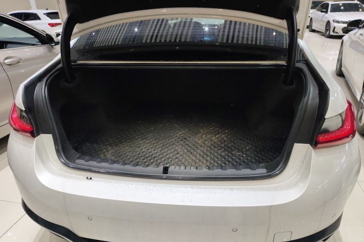 Used BMW i3 2022 eDrive 35 L