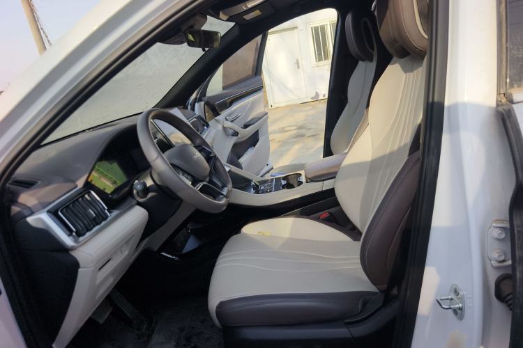 Used BYD Song PLUS New Energy 2024 Honor Edition EV 520km Luxury Model
