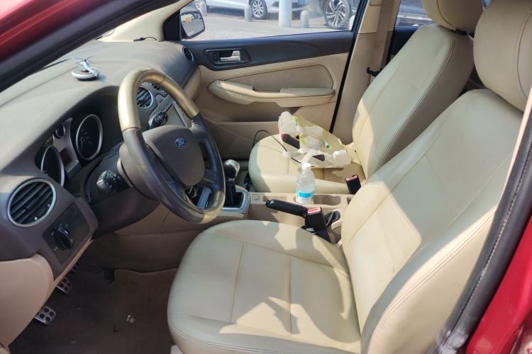 Used Ford Focus 2009 Sedan 1.8L Manual Comfort Model