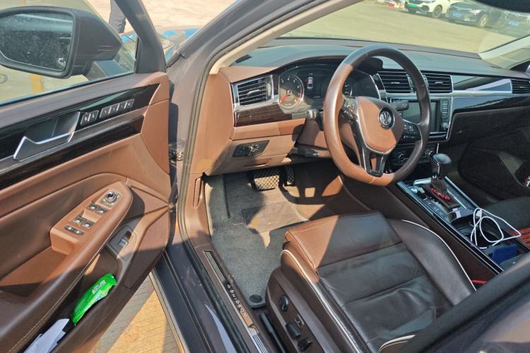 Used Volkswagen Phideon 2016 380TSI Two-Wheel-Drive Supreme Edition