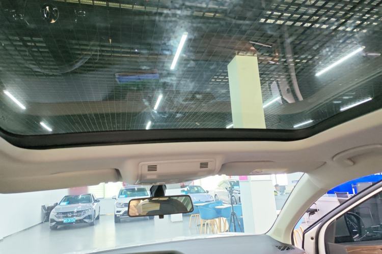 Used Volkswagen Tharu 2022 330TSI Four-Wheel Drive Luxury Edition Headliner