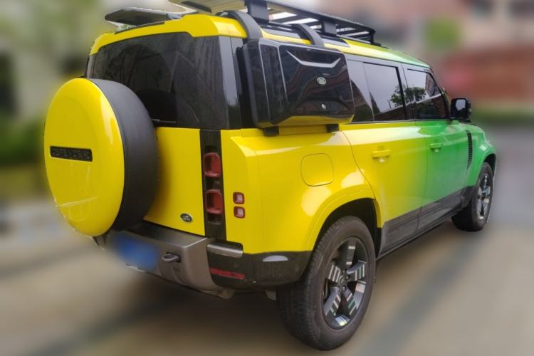 Used Land Rover Defender 2022 110 P400 X-DYNAMIC HSE Rear Right 45 Deg