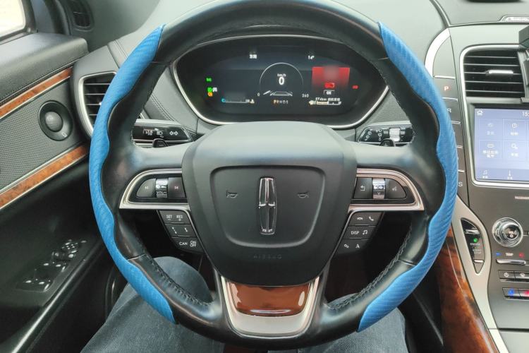Used Lincoln Nautilus 2020 2.0T Four-Wheel Drive Luxury Edition Steering Wheel