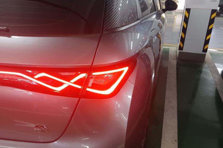 Used BYD Dolphin 2023 420 km Free Version
