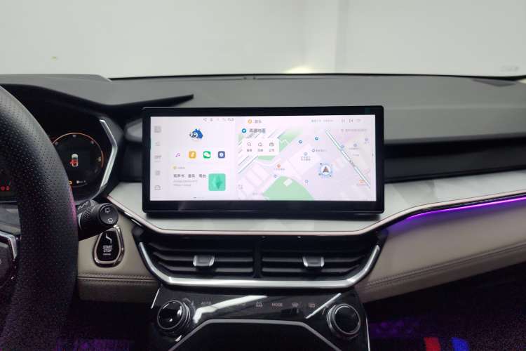 Used Lynk & Co 06 EM-P 2023 1.5T Remix PHEV Shero