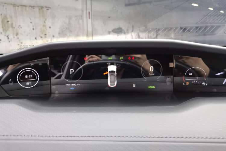 Used CHANGAN UNI-V iDD 2023 Zhidian iDD 1.5T 113km Smart & Fun Version (Rapid Edition)