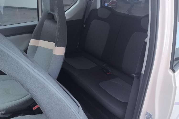 Used Wuling Hongguang MINIEV 2022 Macaron Fashion Model Lithium Iron Phosphate