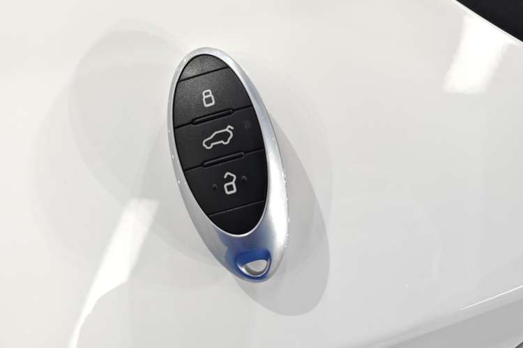 Used Bestune T33 2019 1.6L Manual Luxury Version China V
