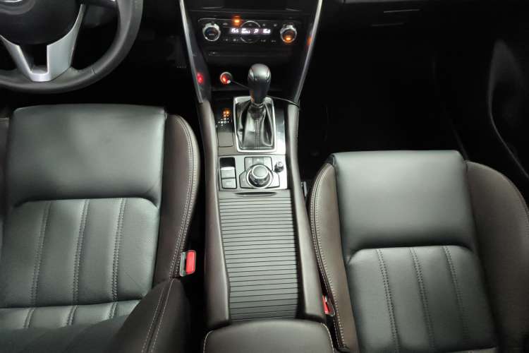 Used Mazda CX-4 2016 2.0L Automatic 2WD Blue Sky Luxury Edition