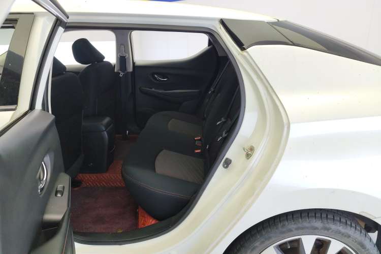 Used Nissan Lannia 2018 1.6L CVT Smart Cool Trendy Audio Model
