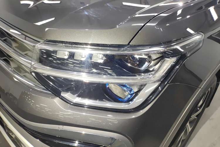 Used Volkswagen Tharu 2023 300TSI Two-Wheel-Drive Full Moon Edition