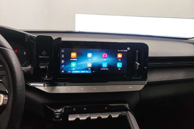 Used Baojun RC-5 2020 1.5T CVT Smart Shine Flagship Edition
