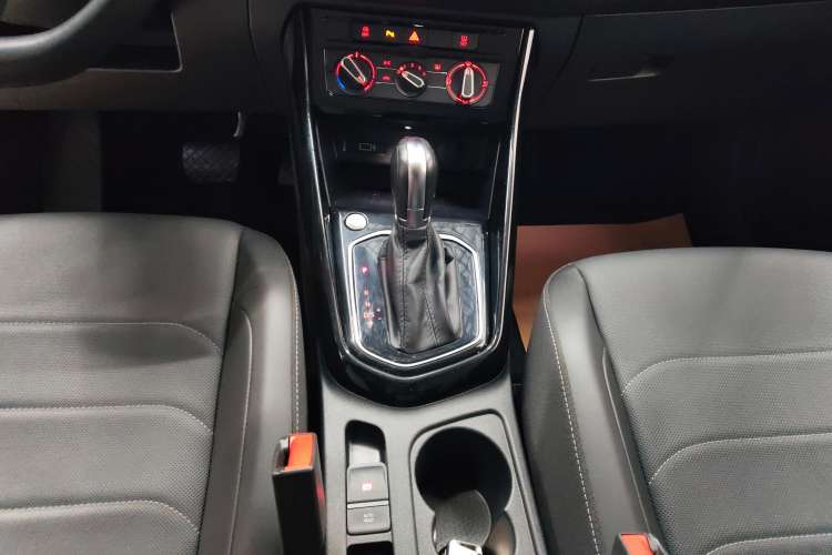 Used Jetta VS5 2022 280TSI Automatic Enjoyment Pro Trim
