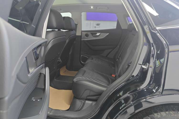 Used Hongqi HS5 2023 2.0T Qixiang Pro Edition