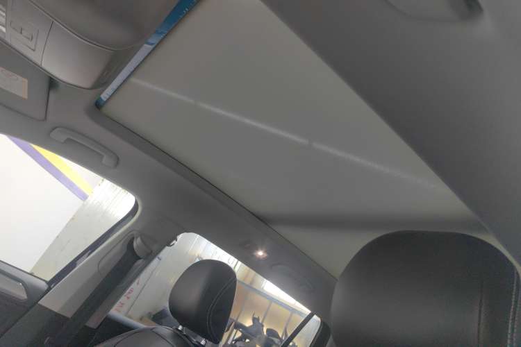 Used Volkswagen Tiguan L 2021 330TSI Automatic Two-Wheel Drive Smart Edition