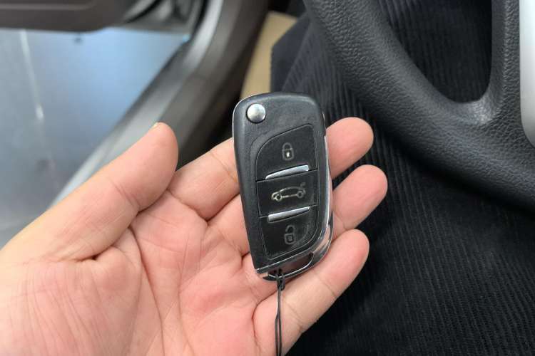 Used Baojun 310W 2017 1.5L Manual Fashion Model China V
