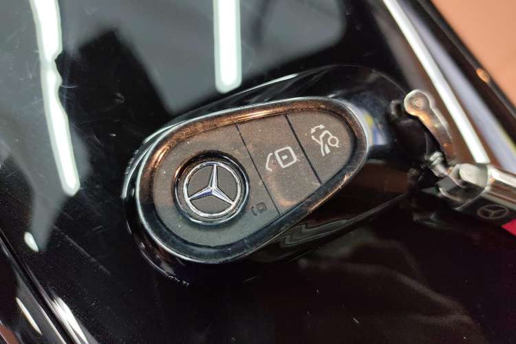 Used Mercedes-Benz GLC 2023 GLC 260 L 4MATIC Dynamic Edition 5-seater