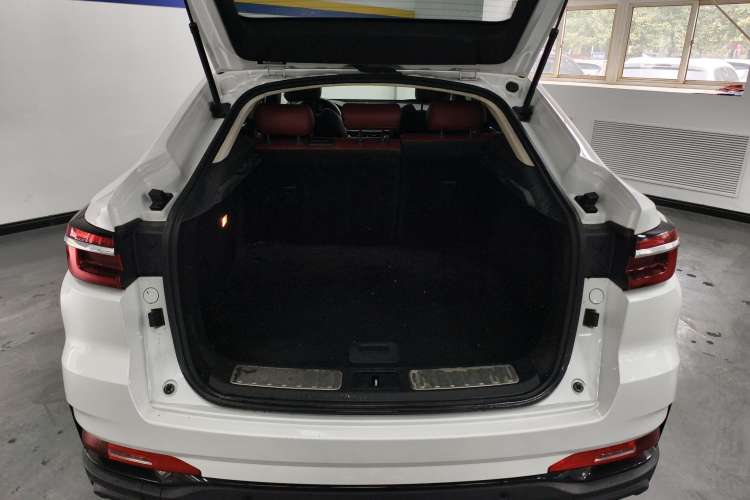 Used Changan CS85 COUPE 2021 1.5T DCT Elite Edition
