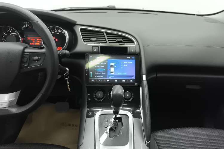 Used Peugeot 3008 2016 1.6THP Automatic Classic Edition