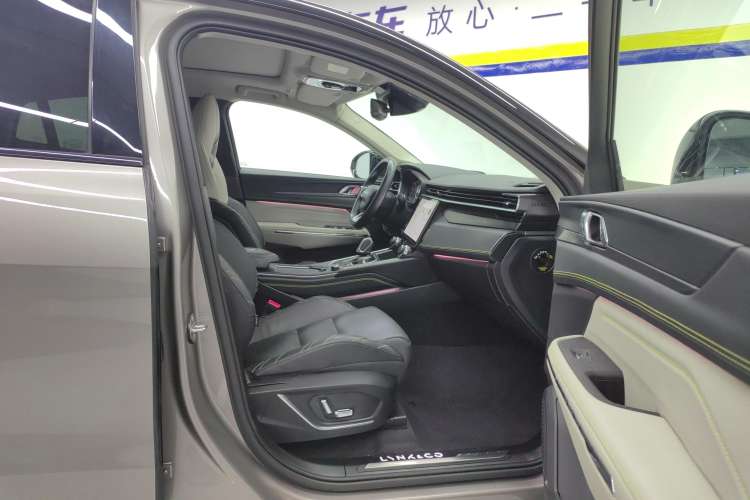 Used Lynk & Co 05 2020 2.0TD Two-Wheel Drive Shine Halo