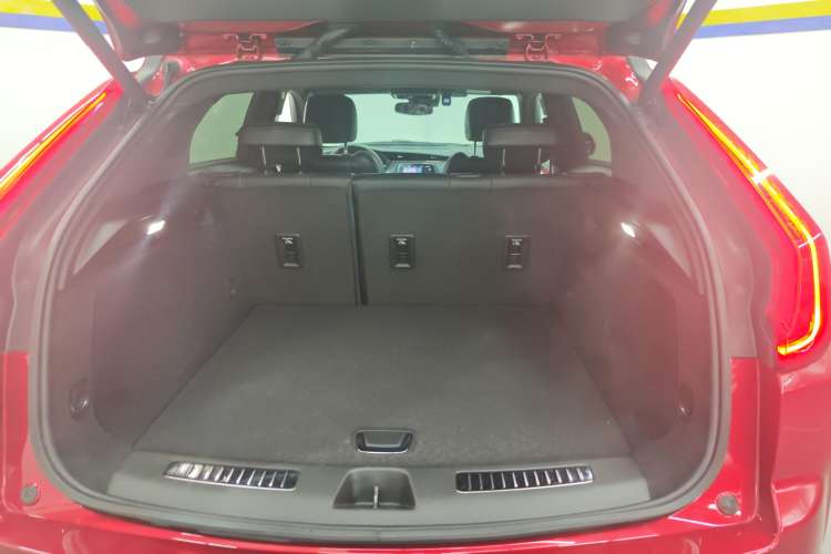 Used Cadillac XT4 2022 28T Two-Wheel Drive Prestige Version