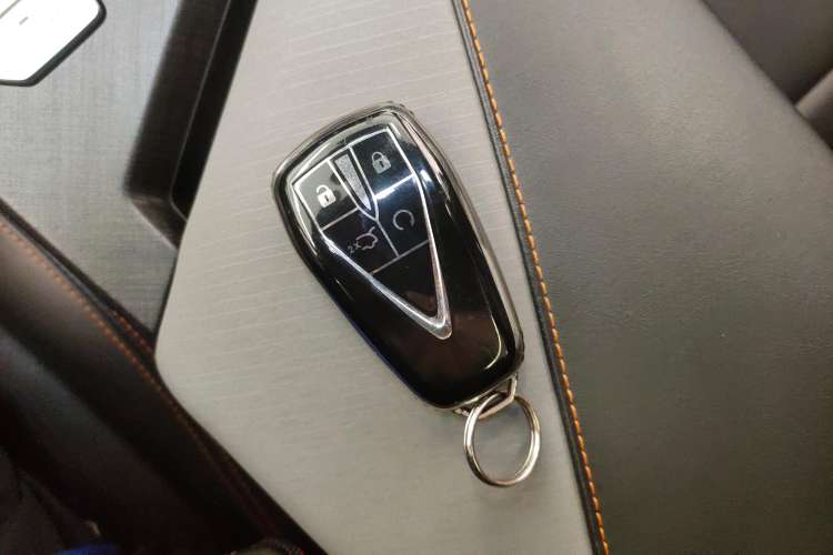 Used Changan UNI-V 2022 1.5T Prestige Version