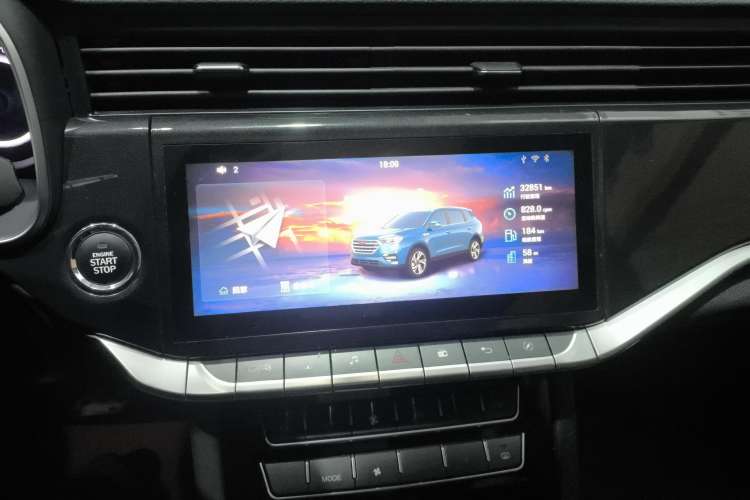 Used Sinotruk VGV U75 2021 1.5T Automatic SG Version 5 Seats