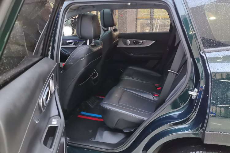 Used Chery Tiggo 8 PRO 2024 Champion Edition 290T Two-Wheel Drive Shining Version 5 Seats