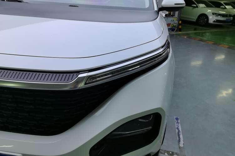 Used Baojun RM-5 2019 1.5T Manual Elite Version with 24-Hour Online Service 6 Seats