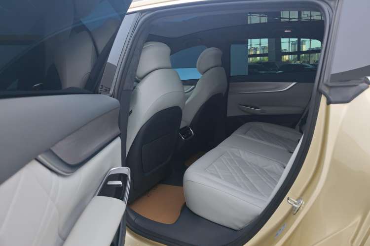 Used Qiyuan A07 2023 Range-Extended 200 Max
