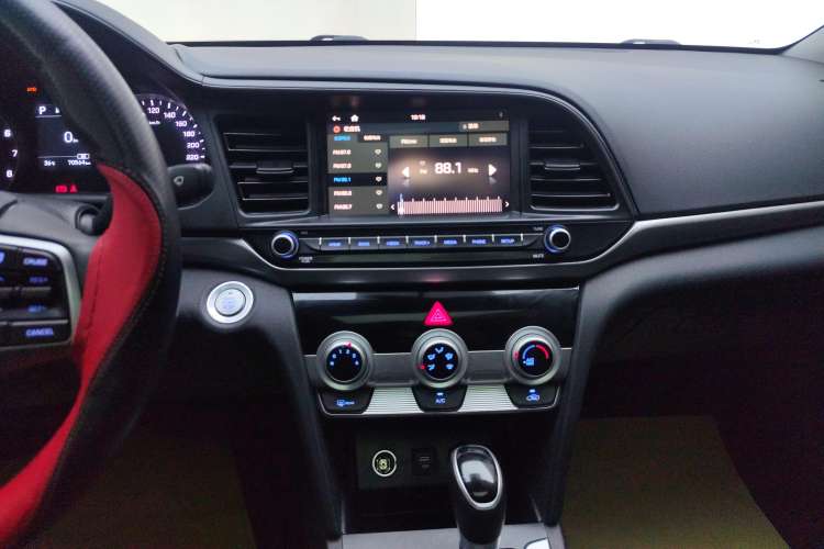 Used Hyundai Elantra (6th Generation / Lingdong) 2020 1.5L CVT Smart & Stylish – Elite Version Audio And AC Panel