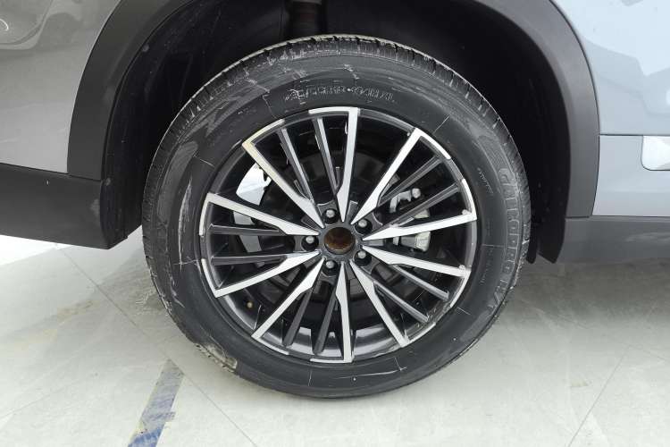 Used Chery Tiggo 8 PRO 2024 Champion Edition 290T Two-Wheel Drive Peak Version 7 Seats
