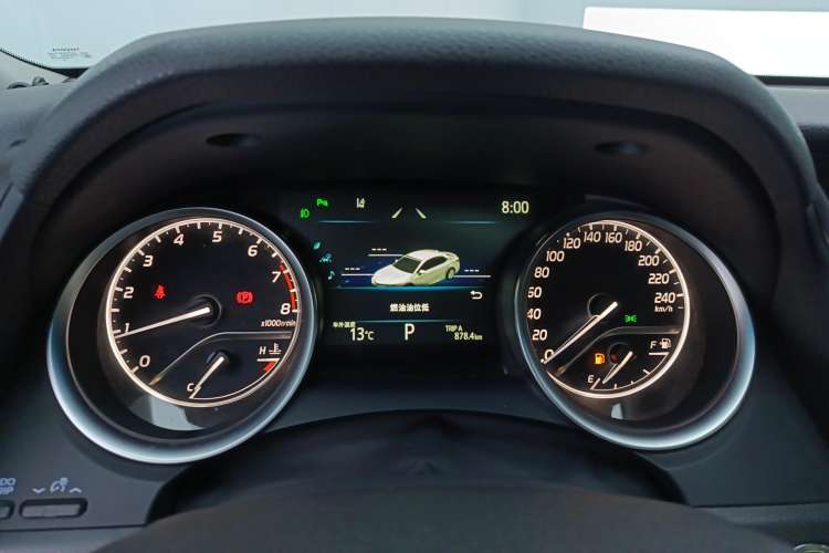 Used Toyota Camry 2021 2.0G Luxury Edition
