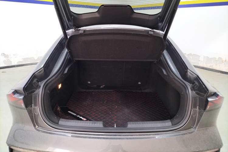 Used CHANGAN UNI-V iDD 2023 Zhidian iDD 1.5T 113km Smart & Fun Version (Rapid Edition)